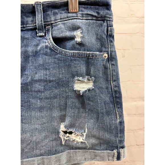 Old Navy Boyfriend Jean Shorts Womens Size 10 Blue Distressed Rolled Hem - Picture 7 of 8